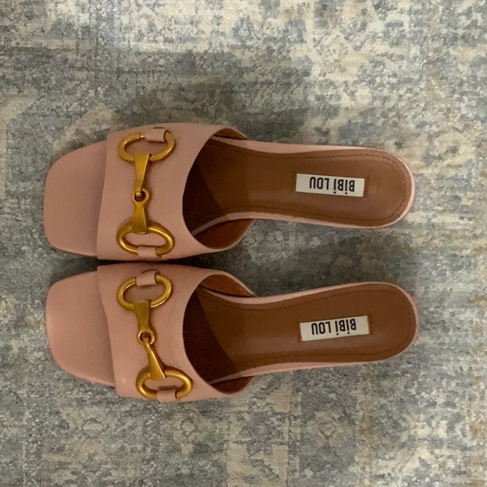 Bibi Lou Hana Heels, Rose, Size 38. Brand new worn once!